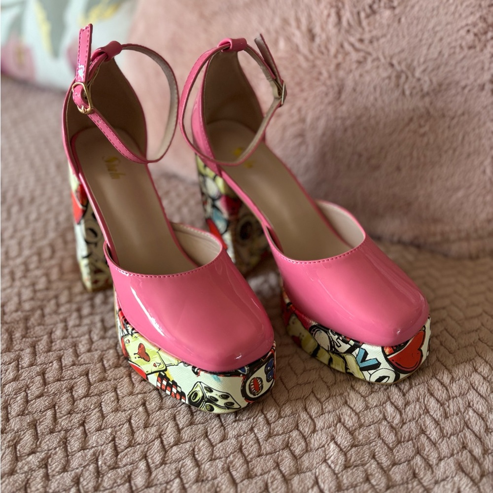 Pink Retro Platforms - Picture 2 of 9